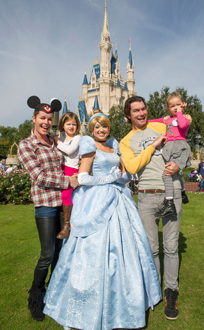 Rebecca Romijn, Jerry O'Connell, Disney World Rebecca Romijn, Jerry O'Connell, Disney World